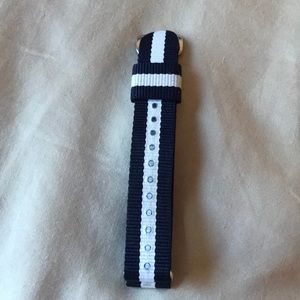 Daniel Welling blue and white strap